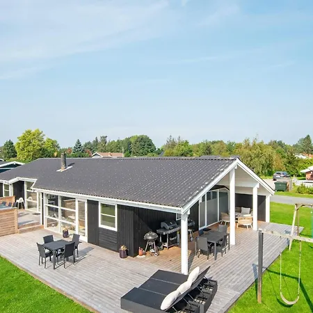 10 Person In Juelsminde * Sonderby (Midtjylland)